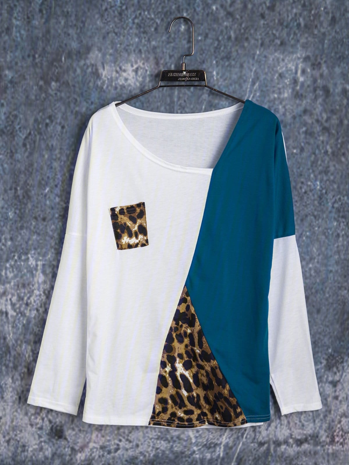 T-shirts Long Sleeve Cotton Leopard Print Asymmetric T-Shirts