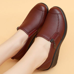 2022 Spring and Autumn shoes for mothers single shoes for middle-aged and elderly leather shoes for women wedges and midheels for elderly people