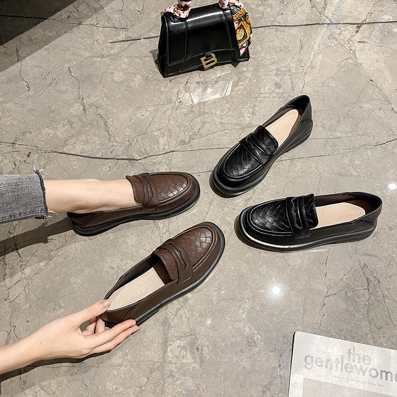 32 33 34 size small leather shoes women British style 2021 new coarse single soft leather large size women's shoes 41-43