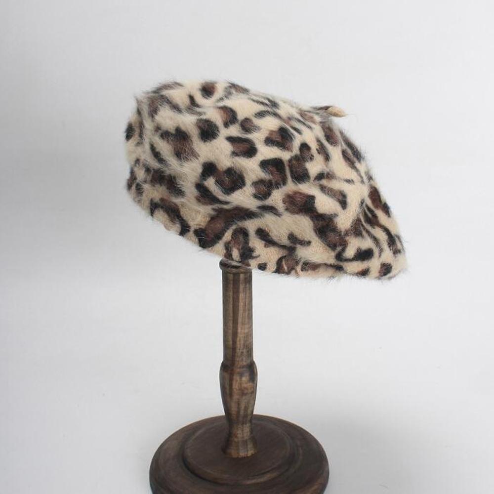 Caps and Hats Chic Leopard Print Stylish Winter Beret Hats