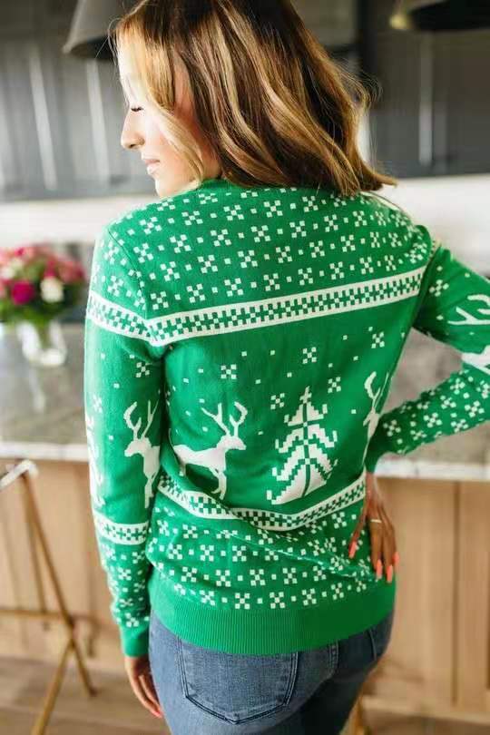 Deer Motif Christmas Sweater