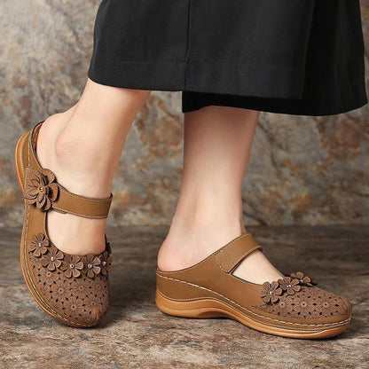 Sandals 3 / BROWN Flat round toe casual sandals for ladies