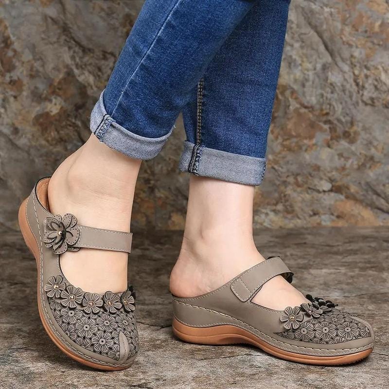 Sandals 3 / GRAY Flat round toe casual sandals for ladies